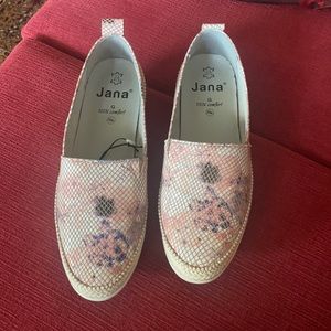 Pink snakeskin slip on shoes